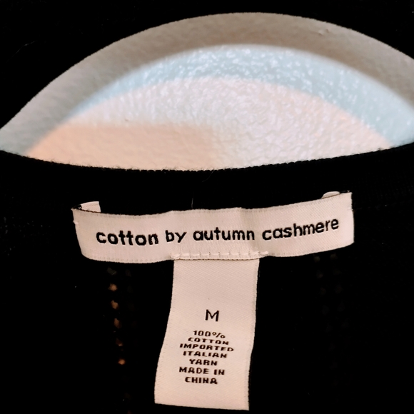 Cotton by Autumn Cashmere black knit tank top with tassel hem size medium - Picture 4 of 4